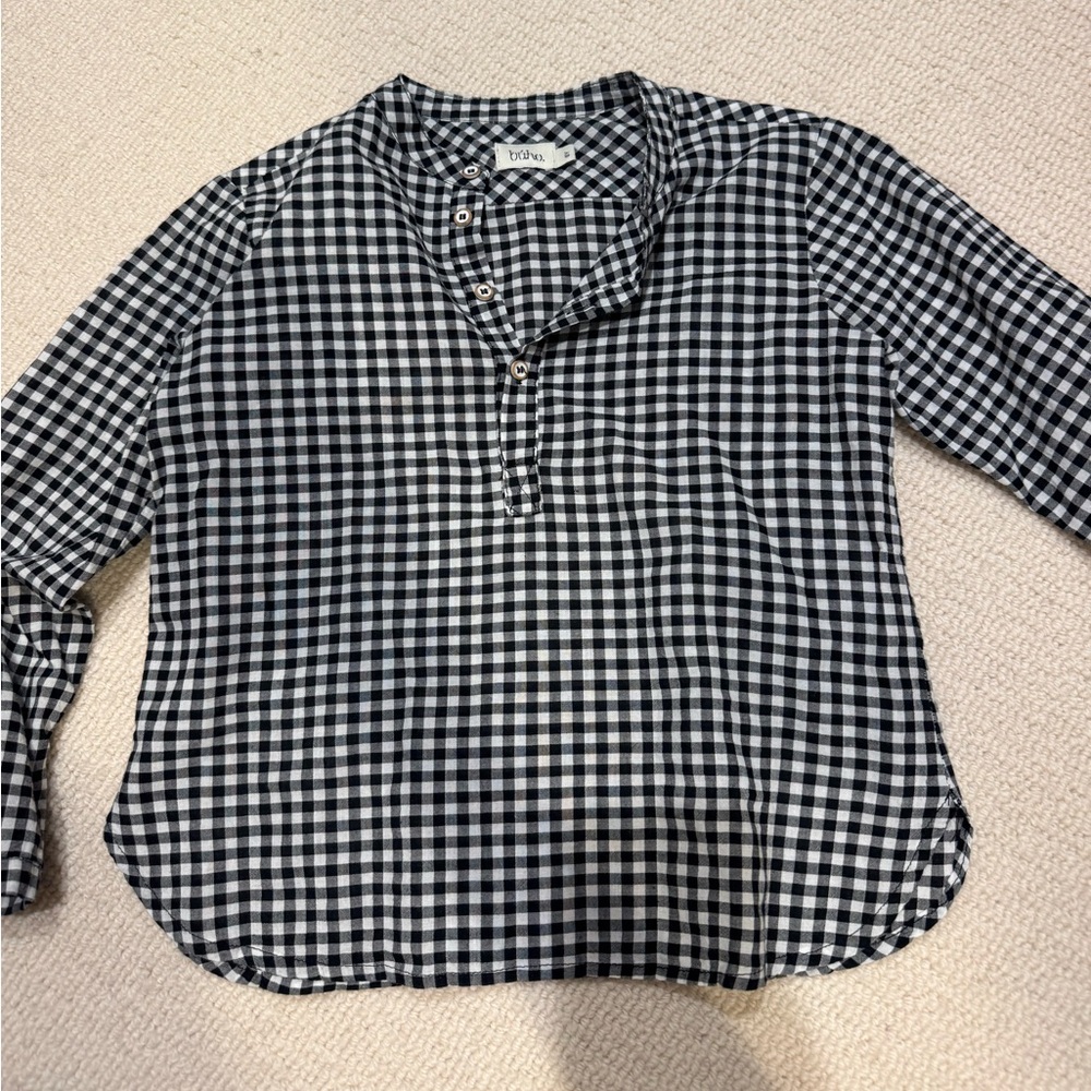 Buho boys size 6 Henley gingham